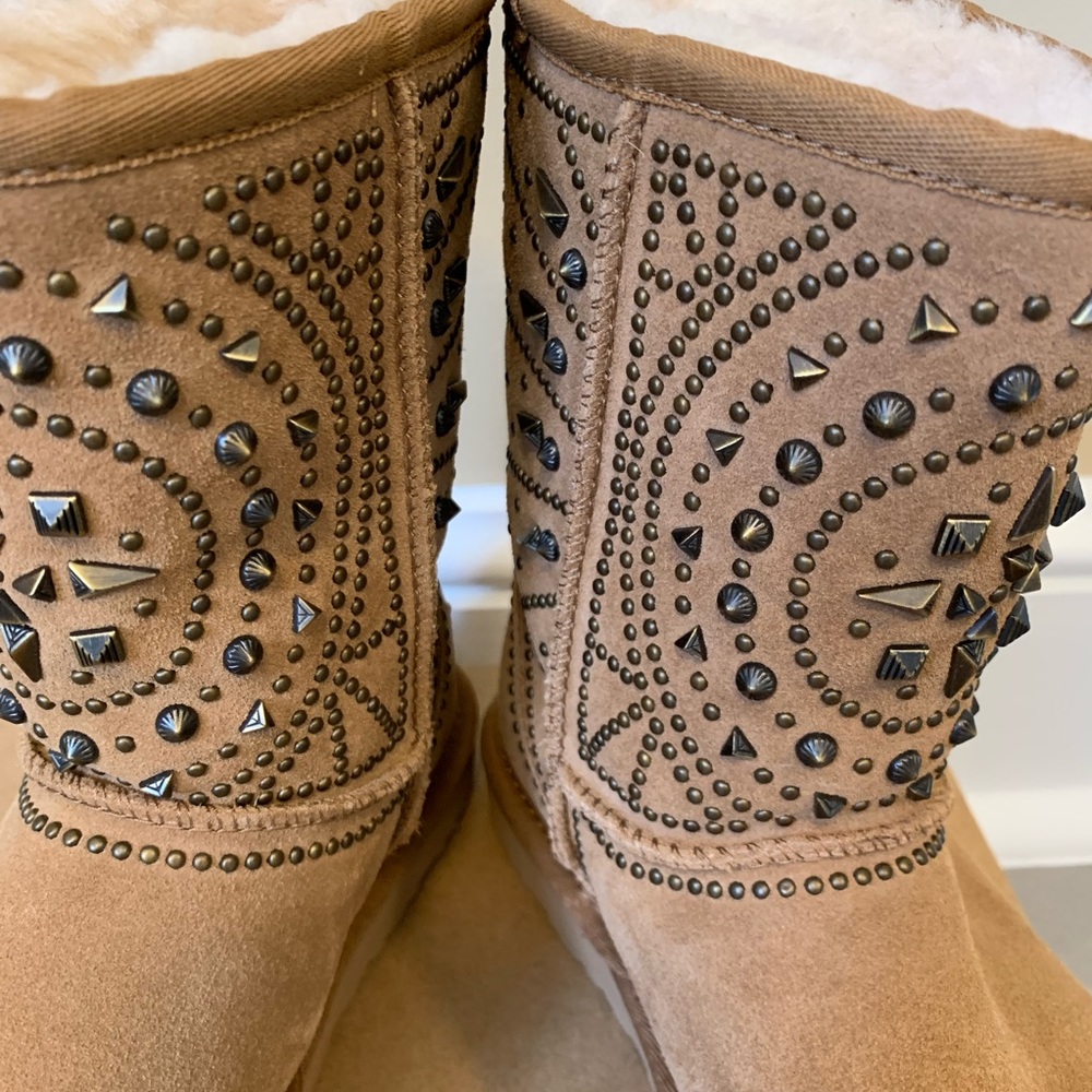 UGG FIORE Deco Studs Chestnut Boots - Picture 4 of 8